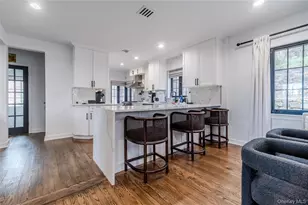 15 Sinclair Martin Dr, Roslyn, NY 11576 - Photo 12