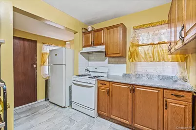 11722 142nd Place, Jamaica, NY 11436 - Photo 10