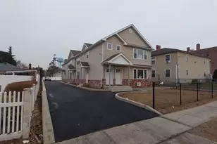 343 Jackson St, Hempstead, NY 11550 - Photo 4