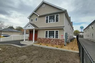 343 Jackson St, Hempstead, NY 11550 - Photo 2