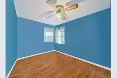 15951 160th Avenue, Howard Beach, NY 11414 - Photo 10