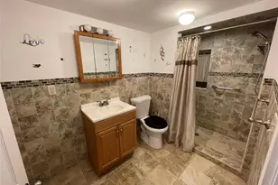 159-51 160th Ave, Howard Beach, NY 11414 - Photo 18