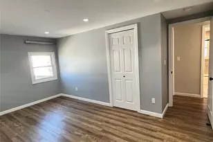 137 Center Ln, Levittown, NY 11756 - Photo 10