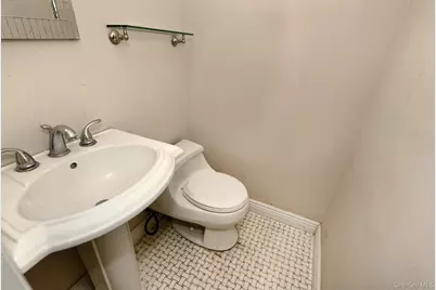 63 Gabriele Drive, East Norwich, NY 11732 - Photo 24