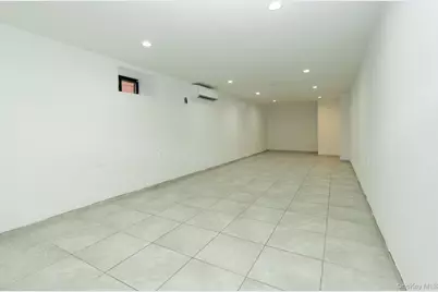 445 E 46th Street, Brooklyn, NY 11203 - Photo 14