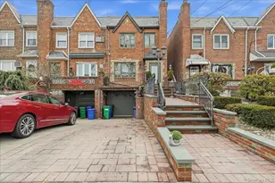 63-45 77th Pl, Middle Village, NY 11379 - Photo 2