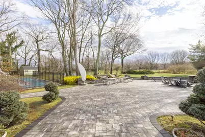 83 Cliff Road, Port Jefferson, NY 11777 - Photo 16