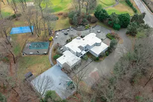 83 Cliff Rd, Port Jefferson, NY 11777 - Photo 2