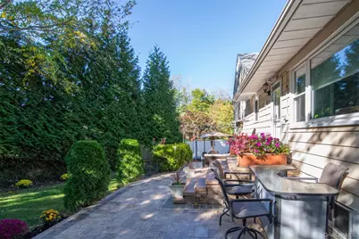 99 Amherst Drive, New Rochelle, NY 10804 - Photo 24