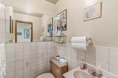 17215 126th Avenue, Jamaica, NY 11434 - Photo 10