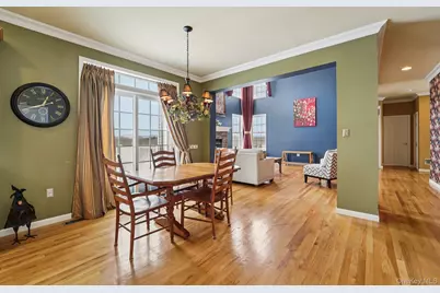 32 Mansion Ridge Boulevard, Monroe, NY 10950 - Photo 14