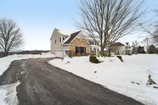 32 Mansion Ridge Blvd, Monroe, NY 10950 - Photo 2