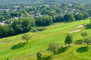 269-10 Grand Central Pkwy, Floral Park, NY 11005 - Photo 32