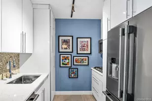 269-10 Grand Central Pkwy, Floral Park, NY 11005 - Photo 14