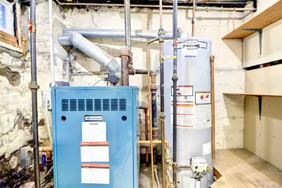 69-15 69th Place, Glendale, NY 11385 - Photo 20