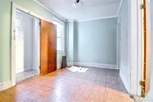 69-15 69th Pl, Glendale, NY 11385 - Photo 14