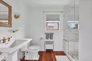 32 Cooper St, Southampton, NY 11968 - Photo 14