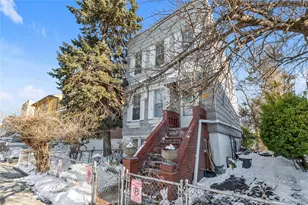 71-45 70th St, Glendale, NY 11385 - Photo 4