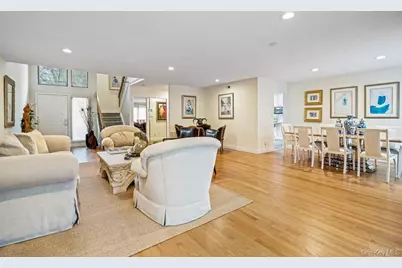 230 Hamlet Drive, Jericho, NY 11753 - Photo 6