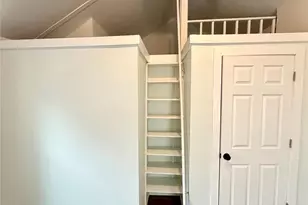 47 Gifford Ave, Poughkeepsie, NY 12601 - Photo 18