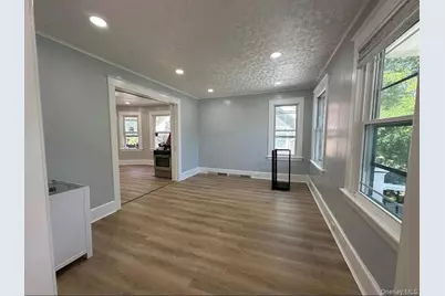 15 Forbus #2, Poughkeepsie, NY 12601 - Photo 6