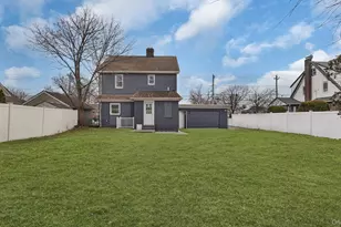 39 Acacia Ave, Hempstead, NY 11550 - Photo 4