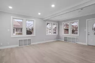 39 Acacia Ave, Hempstead, NY 11550 - Photo 6