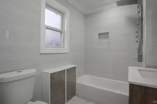 39 Acacia Ave, Hempstead, NY 11550 - Photo 18