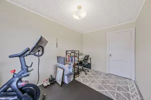 114 Monroe Ave, Patchogue, NY 11772 - Photo 24