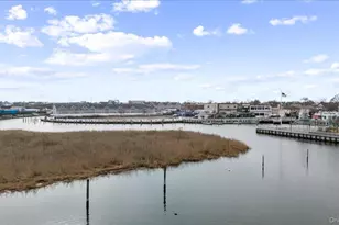 422 Marina Pointe Dr, East Rockaway, NY 11518 - Photo 20