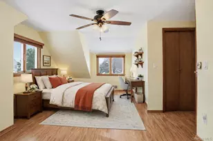 47 Vincent Rd, Hicksville, NY 11801 - Photo 14