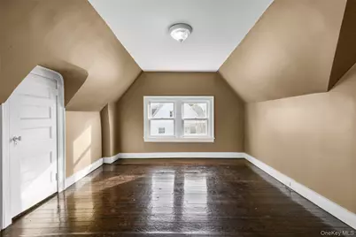 8 The Serpentine, New Rochelle, NY 10801 - Photo 34