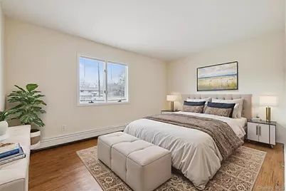 129 E Woodside Avenue, Patchogue, NY 11772 - Photo 22