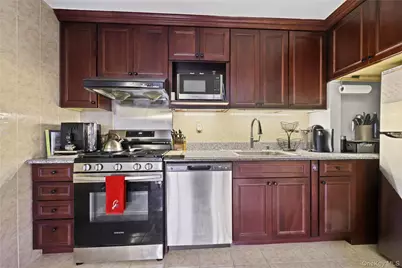 330 Central Avenue #F3, Scarsdale, NY 10583 - Photo 6