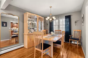 152 Keswick Dr, East Islip, NY 11730 - Photo 8