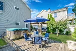 29 N Plaza, Amityville, NY 11701 - Photo 26