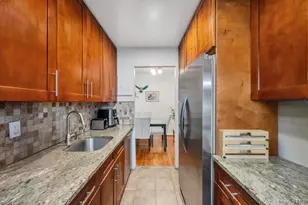 196-72 69th Ave, Fresh Meadows, NY 11365 - Photo 12