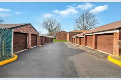 196-72 69th Ave #1 FL, Fresh Meadows, NY 11365 - Photo 22