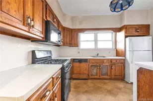 141 05 59th Ave, Flushing, NY 11355 - Photo 8