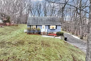 15 Woodland Pl, Airmont, NY 10952 - Photo 26