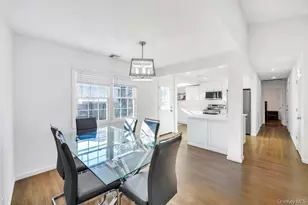 22 Bruce Ln, Farmingdale, NY 11735 - Photo 8