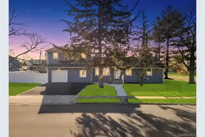 22 Bruce Lane, Farmingdale, NY 11735 - Photo 1