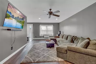 250 N Village #C24, Rockville Centre, NY 11570 - Photo 8