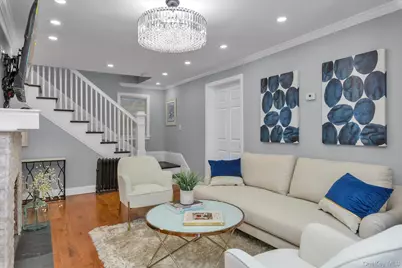 246 Wellington Road, Mineola, NY 11501 - Photo 4