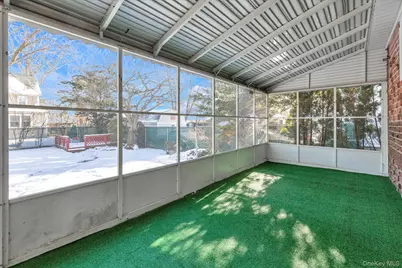 246 Wellington Road, Mineola, NY 11501 - Photo 12