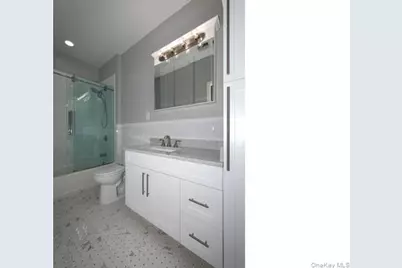 1 Charles Pond Drive #4-427, Coram, NY 11727 - Photo 12