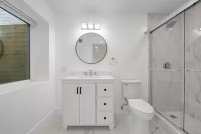 One Manhasset Avenue #A, Port Washington, NY 11050 - Photo 20