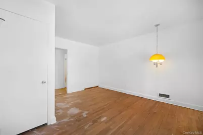 66 Deepdale Drive, Great Neck, NY 11021 - Photo 30