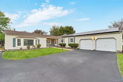 1467 Goshen Turnpike, Middletown, NY 10941 - Photo 1