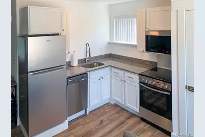 124 Prince Road, Rocky Point, NY 11778 - Photo 10